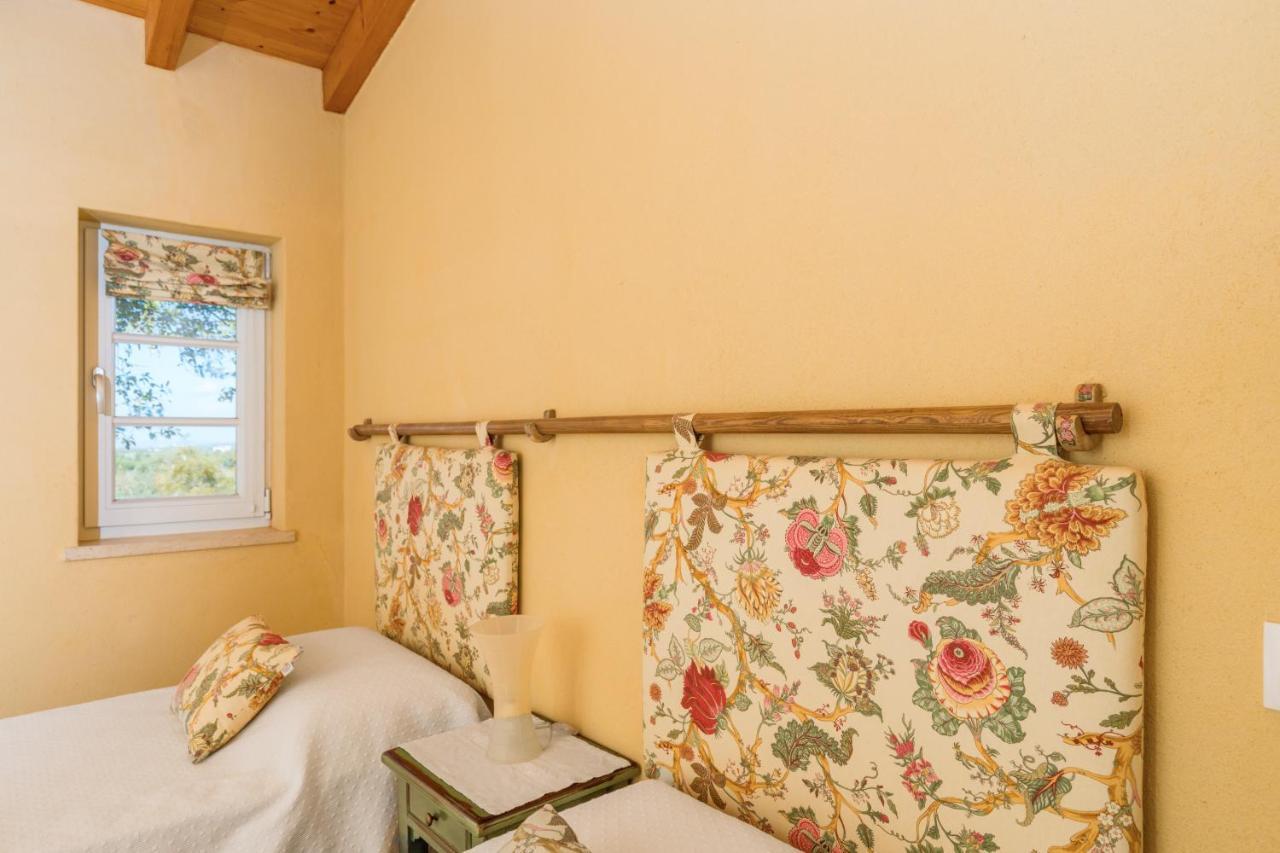 Гостьовий будинок Gotas De Luar Turismo Rural Віла-Нова-де-Мілфонтеш Екстер'єр фото